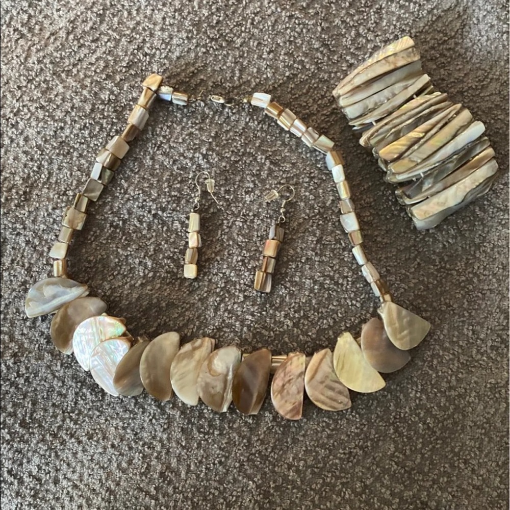 Nice set of necklace, earrings and bracelet